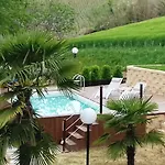فندق مبيت وإفطار Olimpia 4*