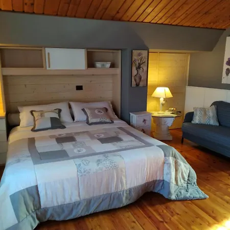 Olimpia Bed & Breakfast 4*