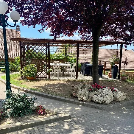 Olimpia Bed & Breakfast 4*