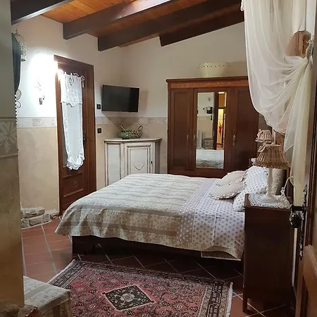 Olimpia Bed & Breakfast 4*