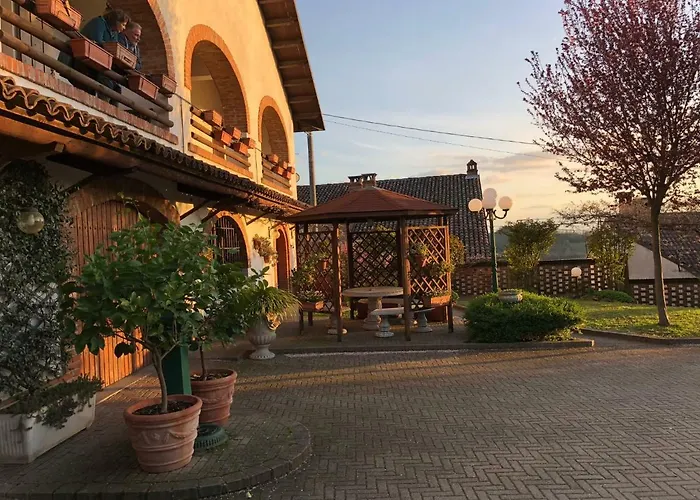 Nocleg ze śniadaniem Olimpia San Salvatore Monferrato